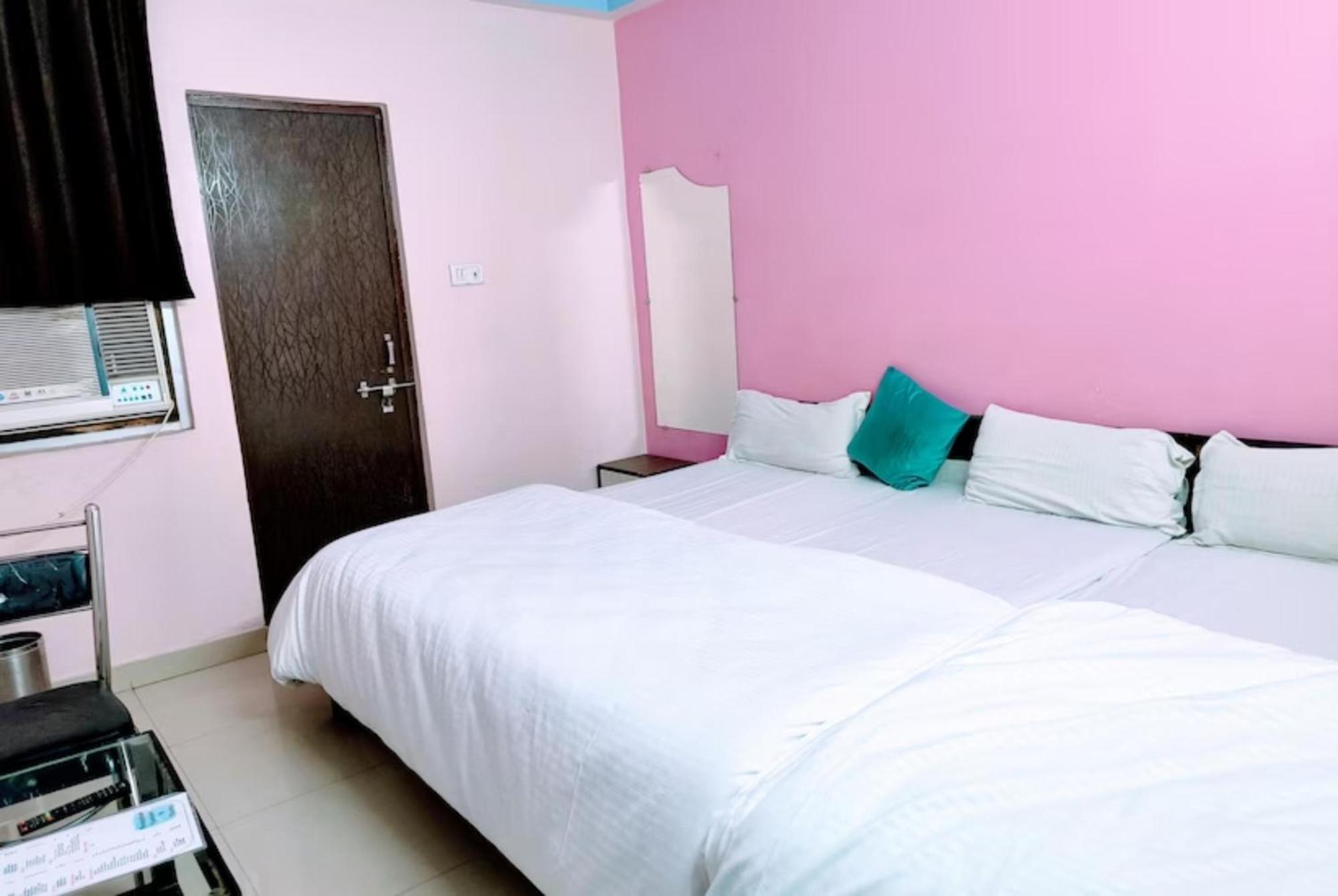Goroomgo The Shivay Guest House Inn Varanasi Exterior foto